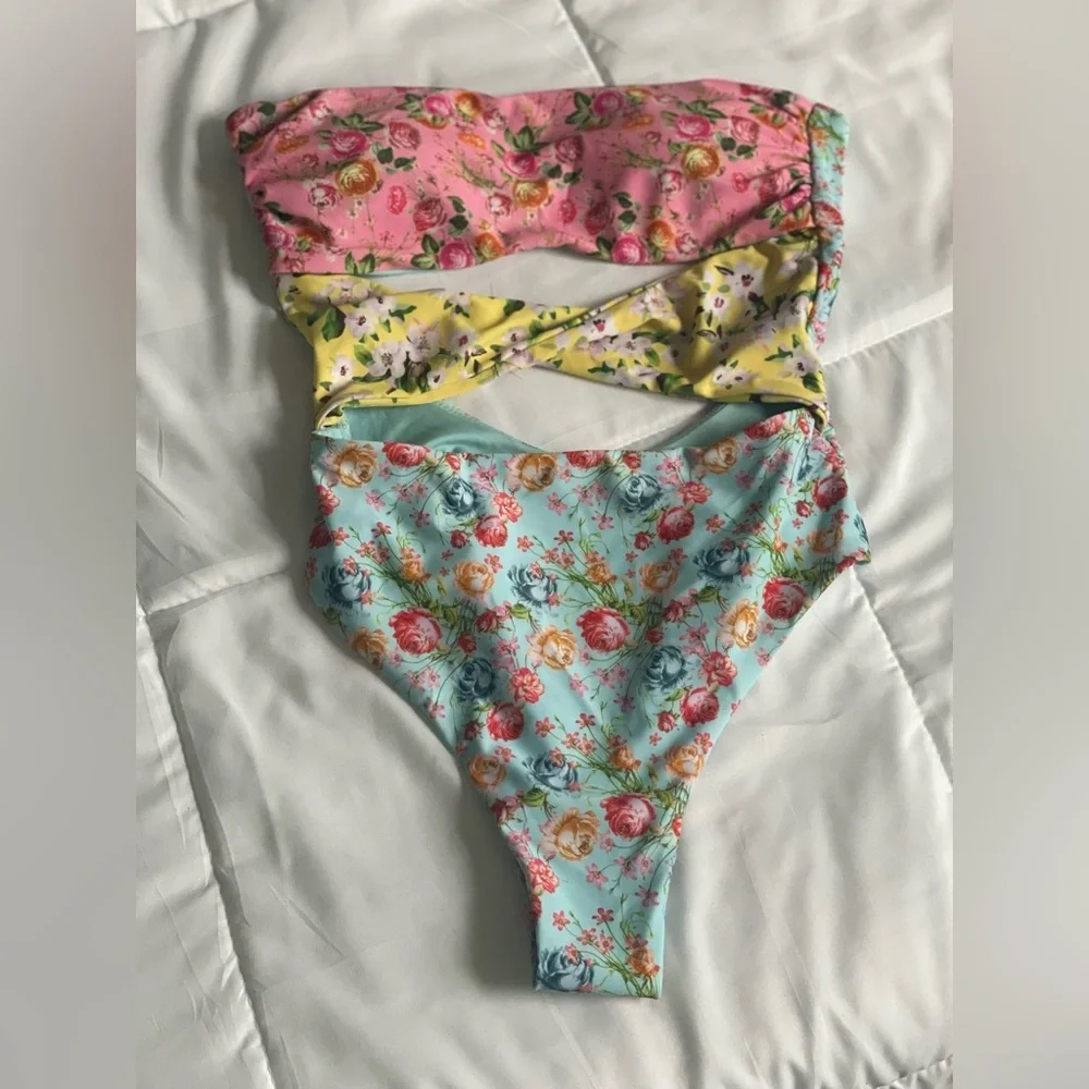 Altar'd State Floral One Piece Swimsuit - strap missing